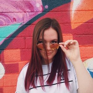 Meet your Posher, Sawyer